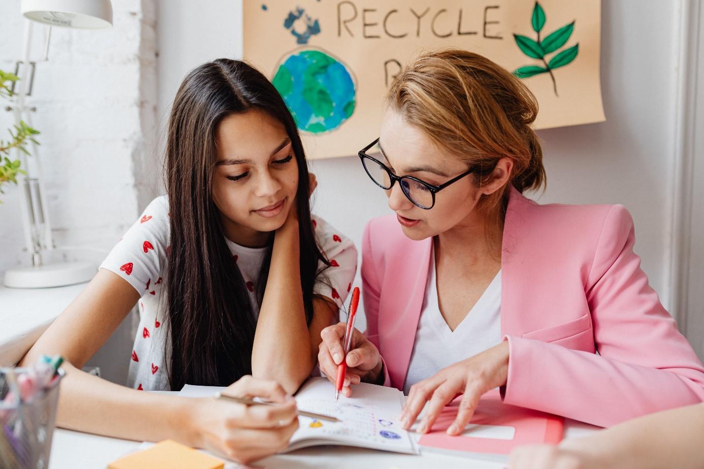 https://se.cardveritas.com/Teaching young people financial management with a prepaid card