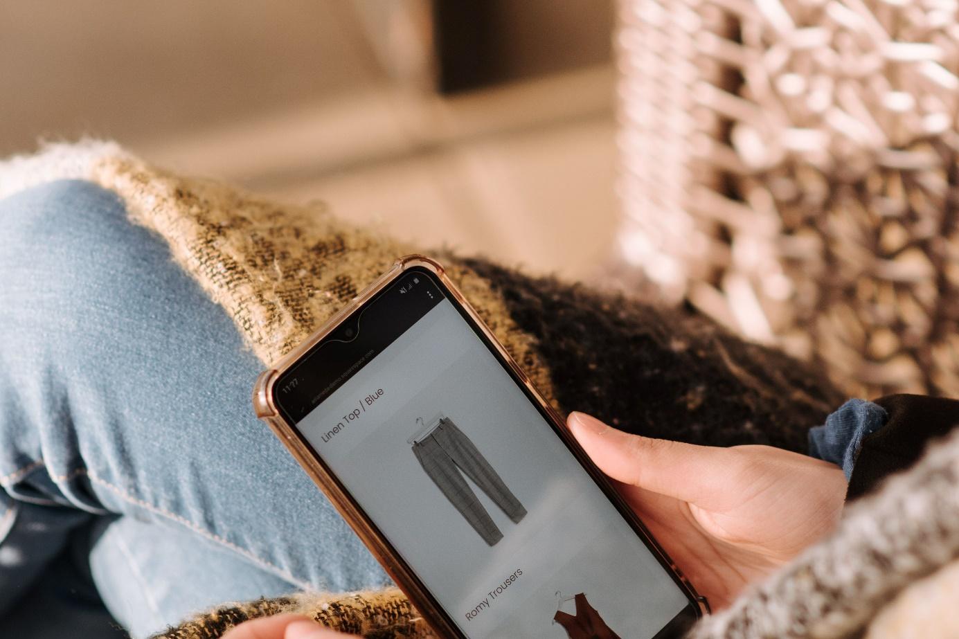 https://se.cardveritas.com/Prepaid card for discreet purchases: your everyday ally